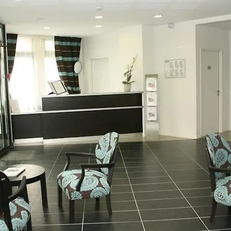 Aparthotel Nemea So Cloud Gare Part-dieu 4*