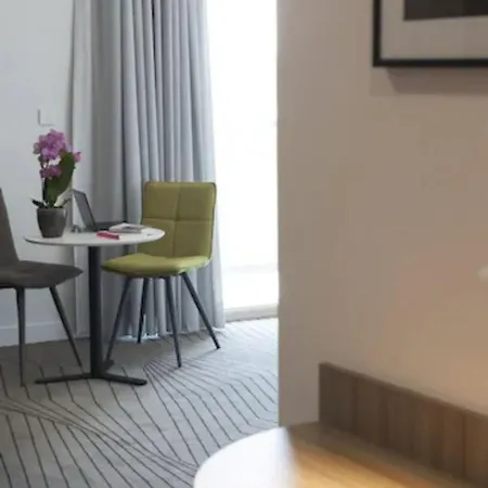 Nemea So Cloud Gare Part-dieu 4* 里昂