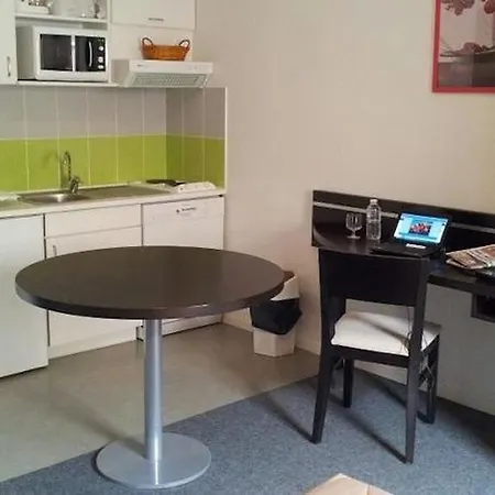 Nemea So Cloud Gare Part-dieu Apartmanhotel