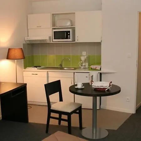 Aparthotel Nemea So Cloud Gare Part-dieu Lyon