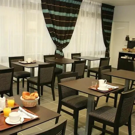 Aparthotel Nemea So Cloud Gare Part-dieu 4*